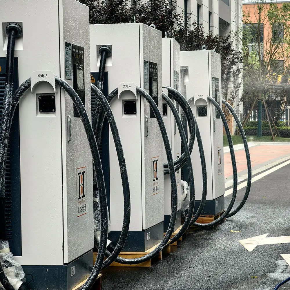 180KW/240KW DC Charger Output Voltage 200V-1000V Quick EV Charging Pile Payment Platform New Electric Vehicle Charger Station